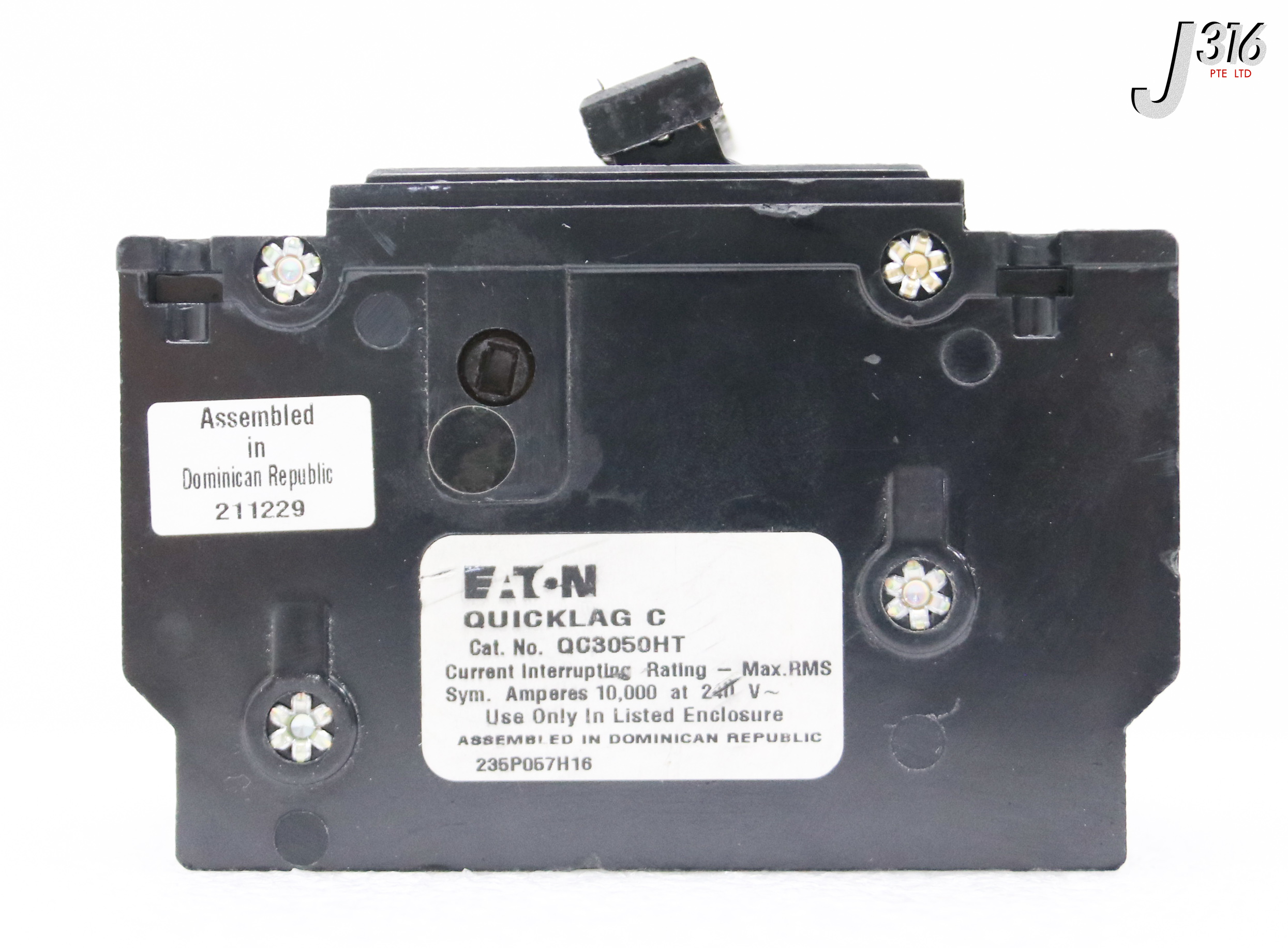 37068 CUTLER HAMMER EATON CIRCUIT BREAKER,240V 40C 3 POLE UNIT M